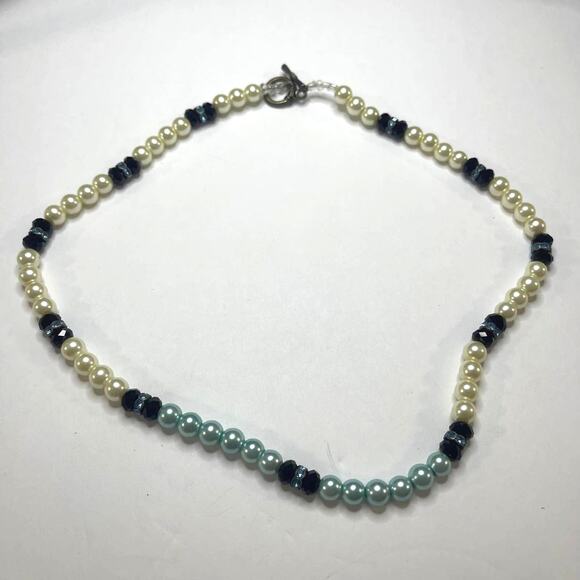 Necklace beaded faux pearl and green pattern geometric toggle clasp trendy - Picture 2 of 11